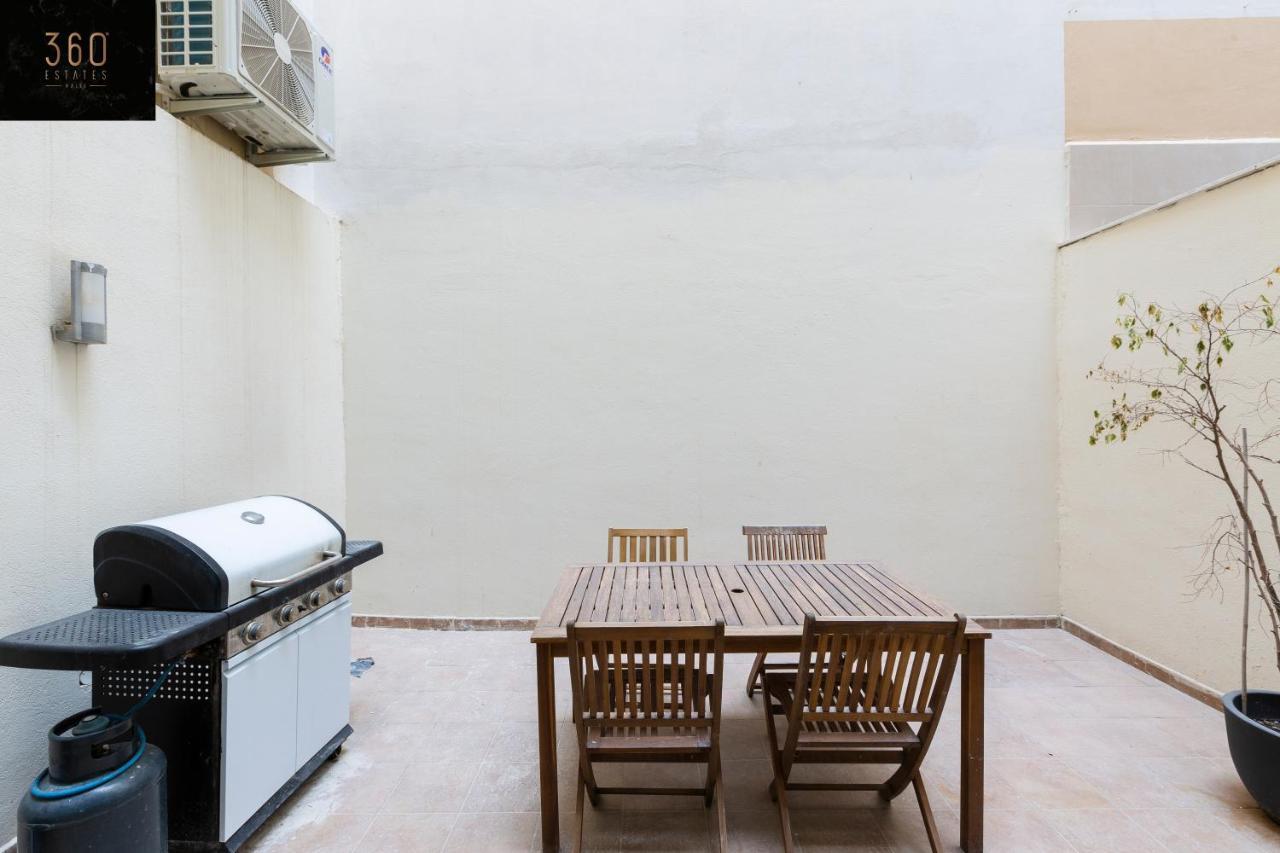 Centre Paceville Apt With Terrace, Bbq & Wifi By 360 Estates Сент Джулианс Экстерьер фото